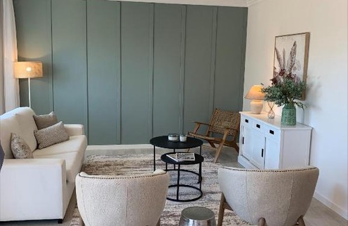 Marbella City Centre Apartment | Modern 2BR Apartement with sea views in very center of Marbella