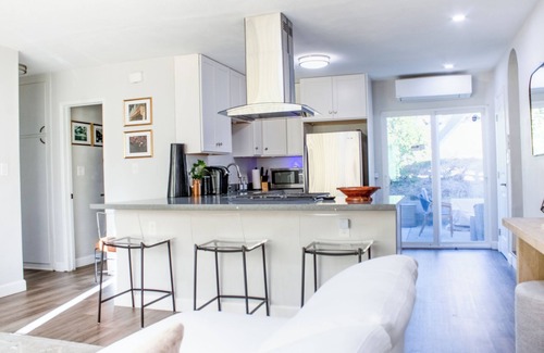 City Heights House | Modern 2BR Gem Central San Diego Location, AC, Private Yard, Parking & Laundry