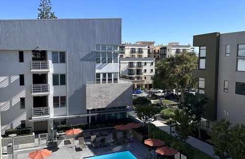 South Arroyo Apartment | Modern 2BR with Sleeping Loft and Mountain View with 3 mins to Oldtown