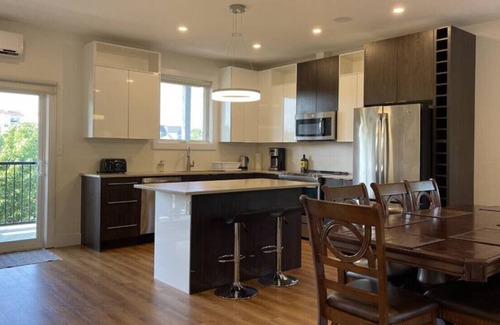 Halifax Apartment | Modern 3 Bed, 2 Bath Two Storey Townhouse