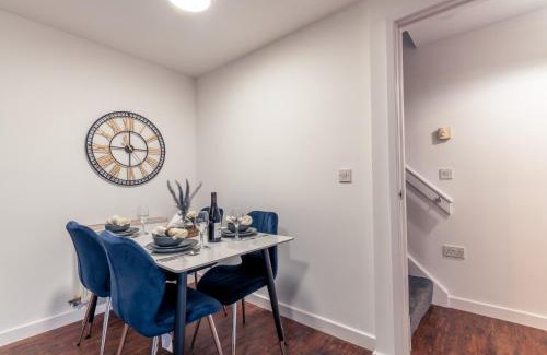 Framwellgate Moor Apartment | Modern 3 Bed, Ideal for Contractors, FREE PARKING - Central