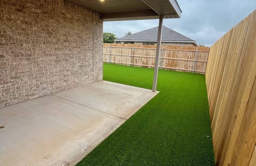 Southgate House | Modern 3-bedroom house with WiFi and in Lubbock