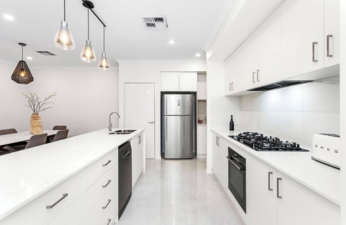 Dianella House | Modern 3BR Retreat + Alfresco & Double Garage.