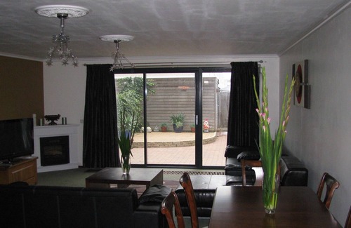 Eilandenbuurt House | Modern 4 bedroom house 25 minutes from Amsterdam near the Almere yachting club