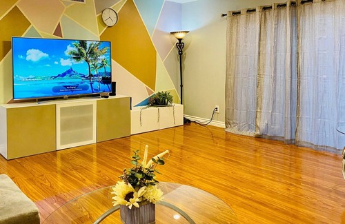 Fountain Valley House | MODERN 4BD/2BTH, CENTRAL ORANGE COUNTY, PET Ok, 30 days minimum