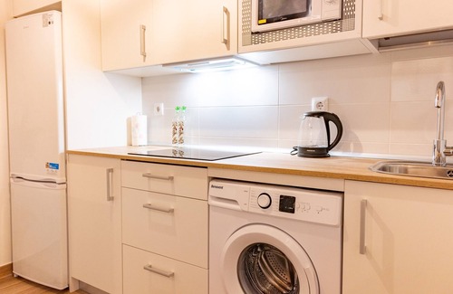 San Diego Apartment | Modern and Bright Apartment in the Heart of Vallecas