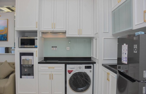 Cikini Apartment | Modern And Comfy 2Br At Menteng Park Apartment