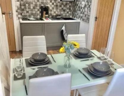 Harehills Apartment | Modern and Cosy Apartment Close to Leeds City Centre