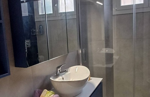 Prenestino-Centocelle Apartment | Modern and functional central apartment, finely renovated.
