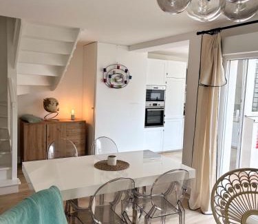 Saint-Ouen Ski Chalet | Modern and Quiet House with Patio