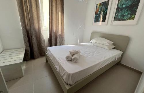 Pembroke Apartment | Modern and Spacious 3 Bedroom Apartment