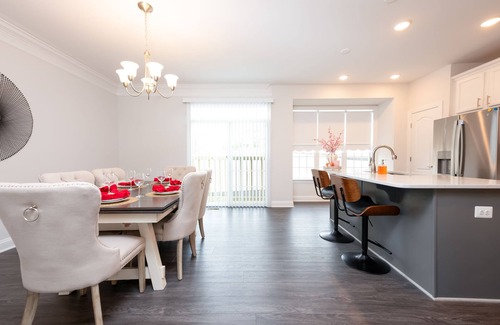 Dale City House | Modern and Spacious Home