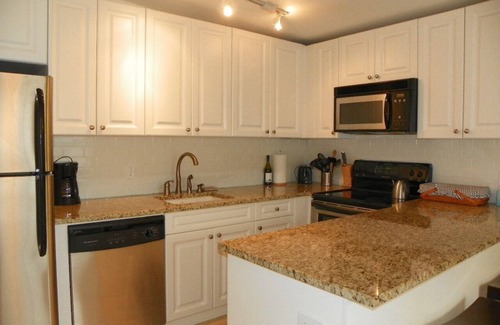 Cape May Condo | Modern and up-to date second-floor BEACH BLOCK END UNIT!