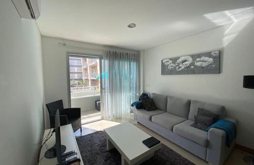 Sao Martinho do Porto Apartment | Modern Apartment * 2 Bedrooms * Pool