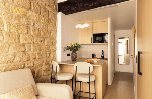 Sorbonne Apartment | Modern Apartment -ac-1br-4p-pantheon