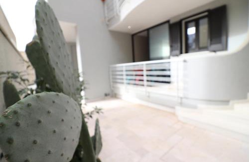 Otranto House | Modern Apartment “casa Giuditta Deluxe A Otranto” Wi-fi & Balcony