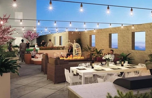 Melrose Apartment | Modern Apartment Centrally Located in West Hollywood