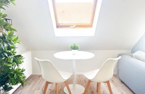Bielefeld Apartment | Modern Apartment in City Center