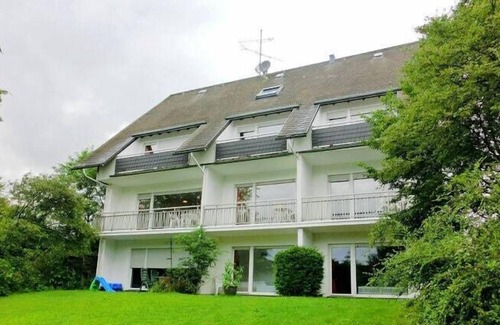 Kuestelberg Apartment | Modern apartment in Küstelberg with private balcony