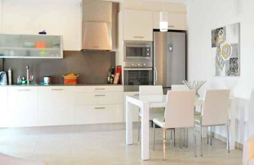Denia Apartment | Modern apartment in Denia, 2 bedrooms, beachfront