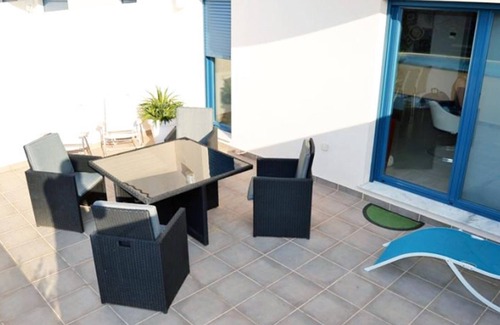 Denia Apartment | Modern apartment in Denia, 2 bedrooms, beachfront