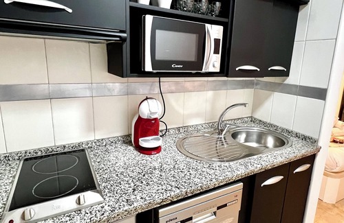 La Trinidad Apartment | Modern apartment in Juan de Austria