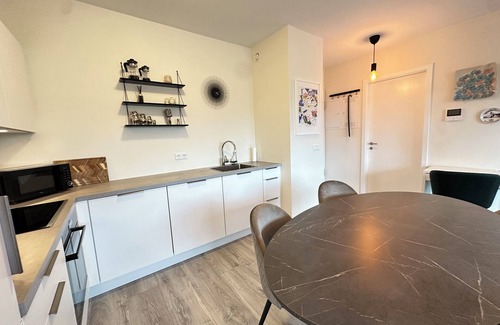 Haaleiti Apartment | Modern apartment in Lágaleiti in Reykjavik