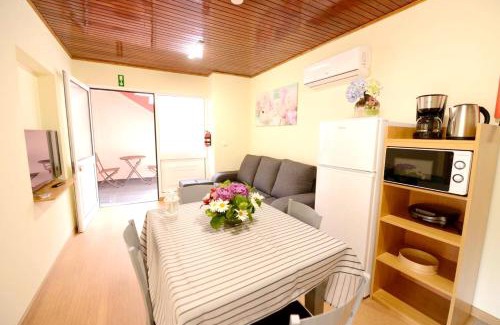 Campanario Apartment | Modern apartment in Prazeres with shared pool, 150 m²