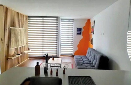 Financial District Apartment | Modern apartment near downtown - close to all must visits!