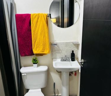 Coronango Apartment | Modern apartment with pool near VW-Finsa