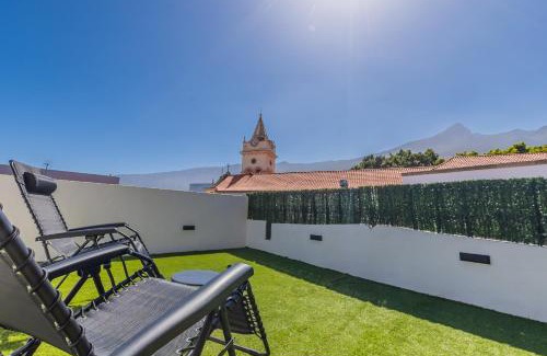 Arafo House | Modern Balcony House - Solarium Terrace - Parking
