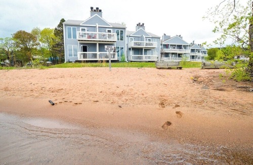Bayfield Condo | Modern Beach Front Condo with Lake Views