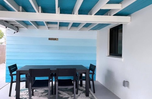 Indian Rocks Beach Cottage | Modern Beach Cottage | Steps to the Beach | Bikes