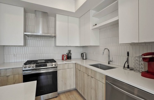 Noble Park Condo | Modern Boulder Condo with Flatiron Views