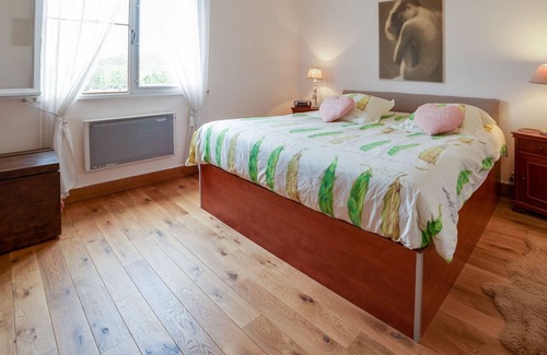 Belaye House | Modern bungalow in Midi-Pyrenees with swimming pool