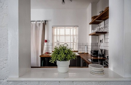 Exeter Apartment | Modern, central flat with character features