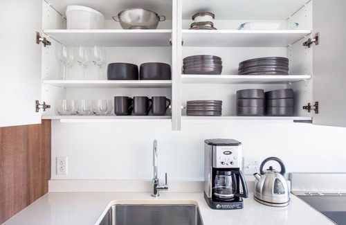 Central Square Apartment | Modern Central Square 1BR w/W/D, Doorman, near T, by Blueground