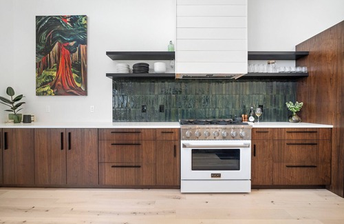 Sequim House | Modern Chalet Lux Home with Mnt Views, Hot Tub & EV Charger