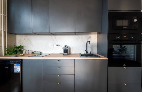 Inner City Budapest Apartment | Modern-Classic Fully Renovated apartment at Riverfront with Amazing view.