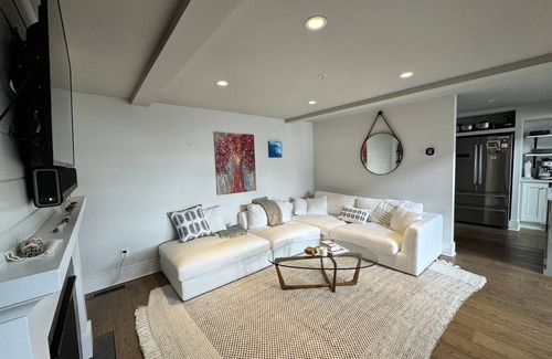 Saratoga Springs Ski Chalet | Modern Custom Built Gem in the heart of Saratoga