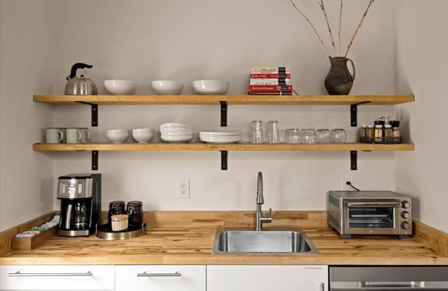 Clarkdale Apartment | Modern Desert Retreat at Penumbra · Suite 5