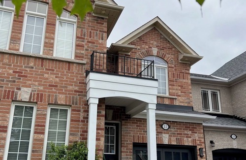 Ajax House | Modern Detached Home in the Suburbs of Toronto