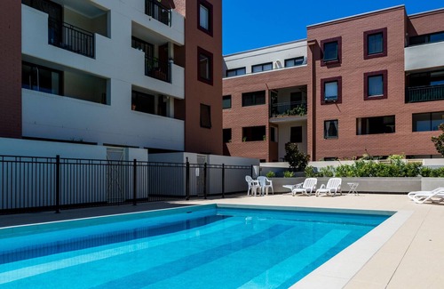 Newtown Apartment | Modern, Executive Apartment near Newtown