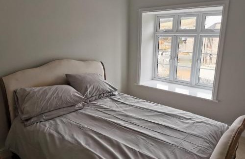 Callington House | Modern Farm house with 12 acres