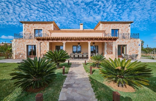 Manacor Villa | Modern finca with pool, sea views, volleyball court and outdoor kitchen - Casa Fortuna