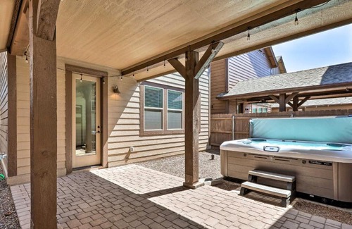 Flagstaff House | Modern Flagstaff Home Hot Tub, 3 Mi to Dtwn!