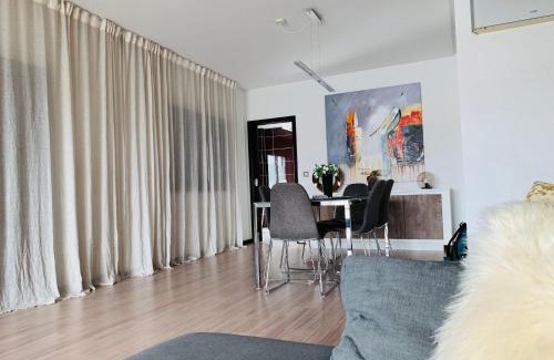 Corroios Apartment | Modern Flat near Lisbon