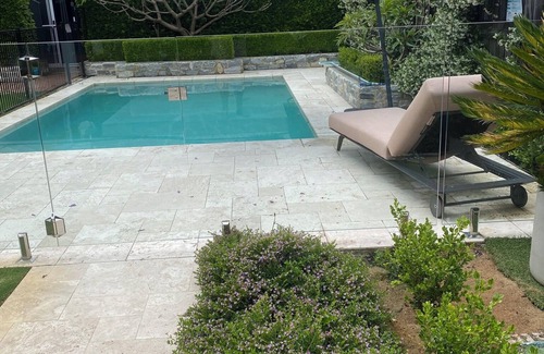 Enfield House | Modern Garden Getaway close to Burwood, 2 BR, WiFi, Parking and Pool!