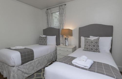 Columbia House | Modern Gem in Columbia