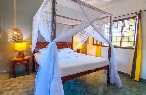 Malindi Marine National Park Apartment | Modern Girasoli Suites 02